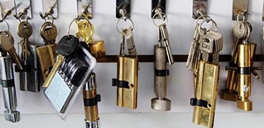 换锁芯|开锁换锁智能锁18888335500